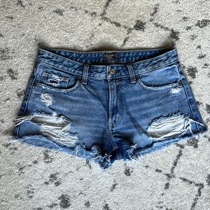 Abercrombie Harper low rise shorts